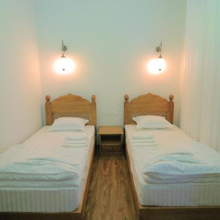 Guesthouse Muqaddam Boukhara Extérieur photo