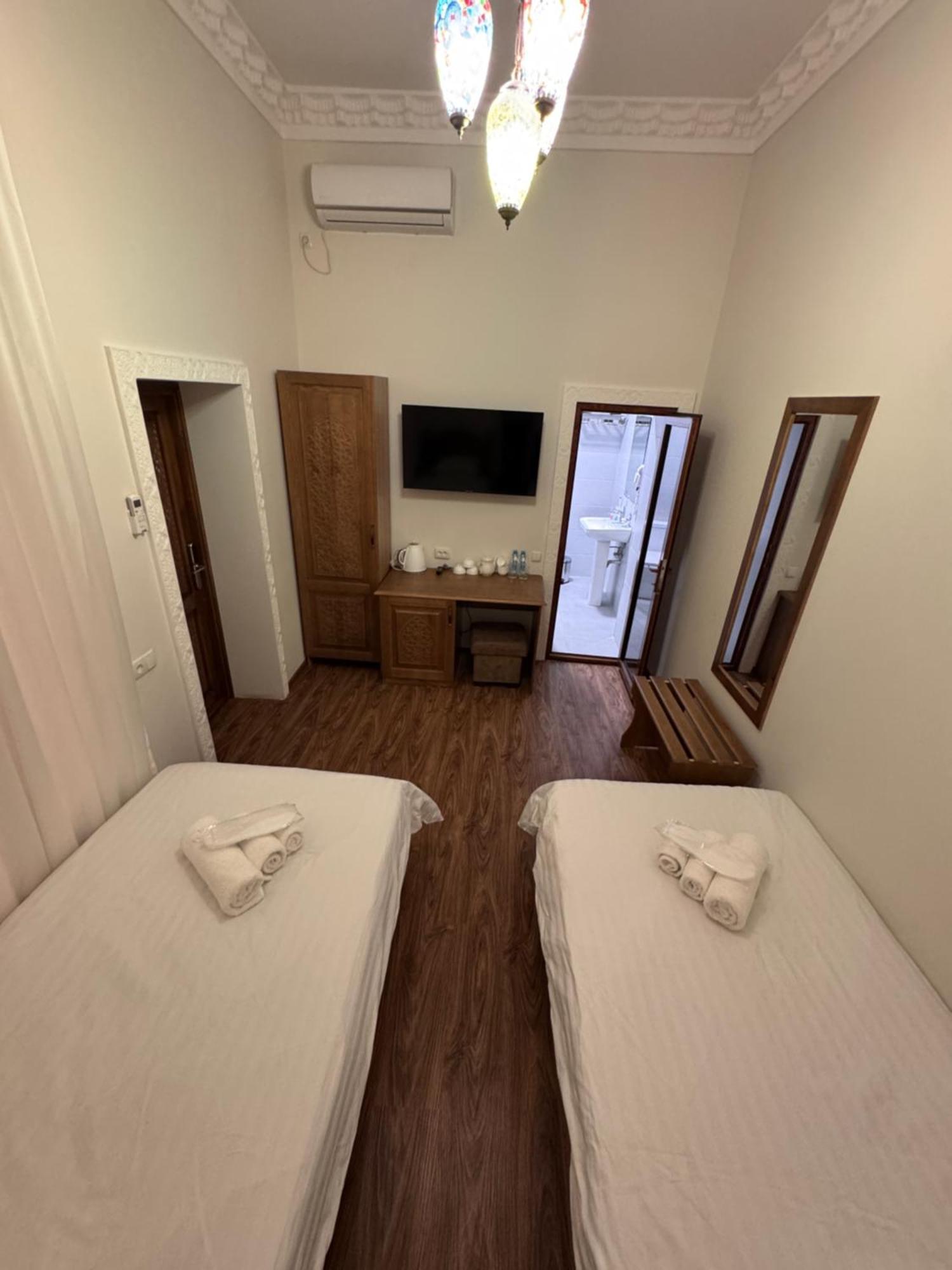 Guesthouse Muqaddam Boukhara Extérieur photo