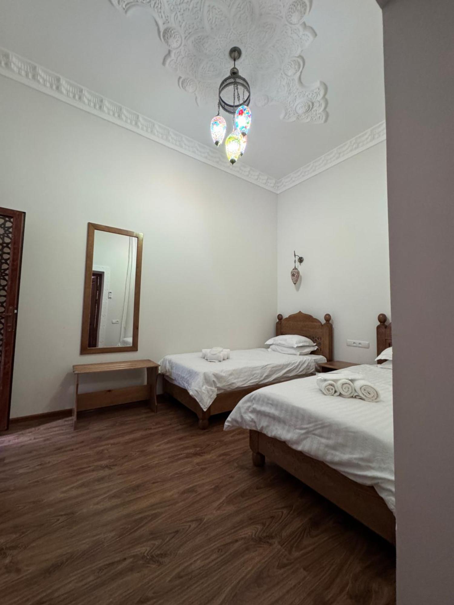 Guesthouse Muqaddam Boukhara Extérieur photo