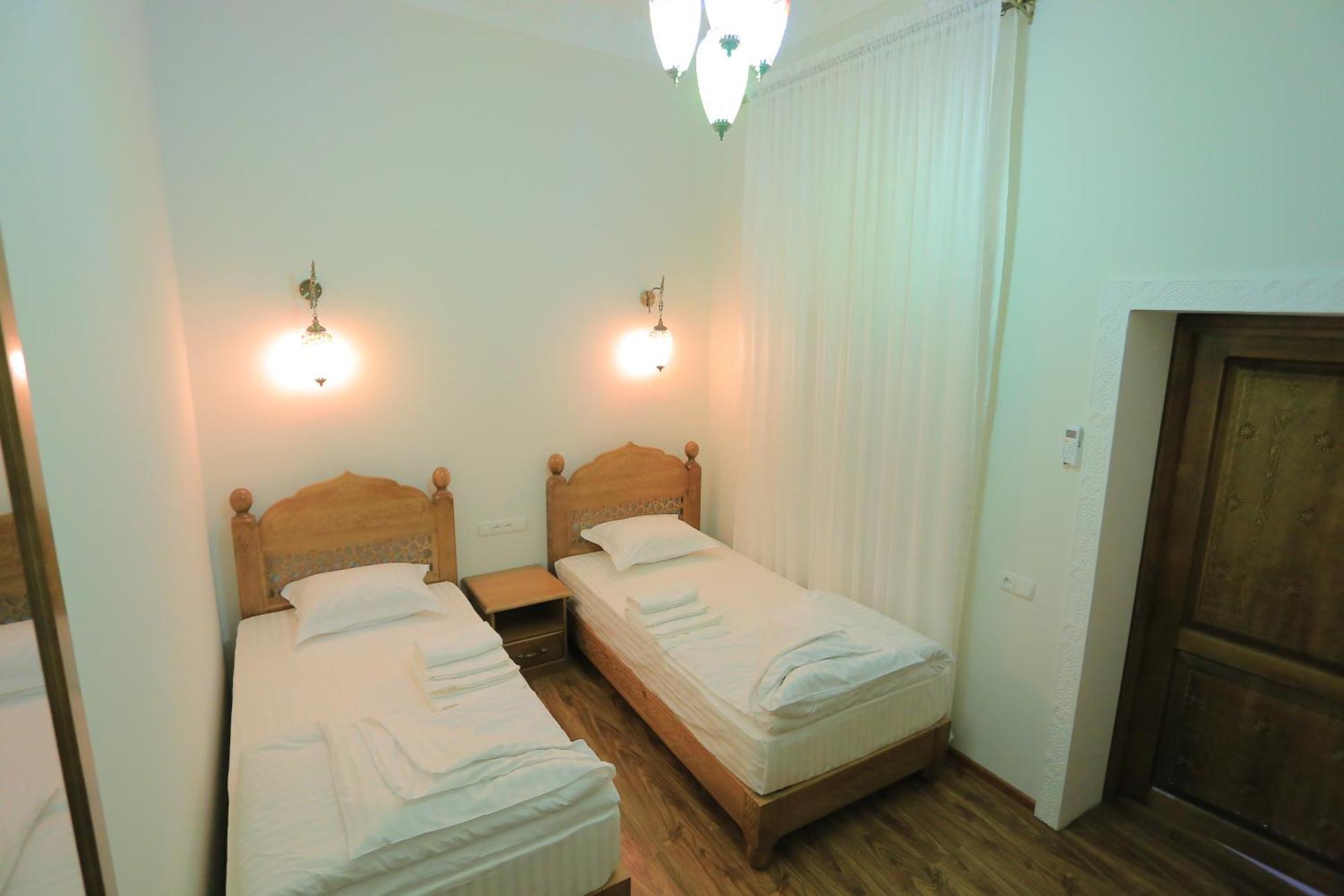 Guesthouse Muqaddam Boukhara Extérieur photo